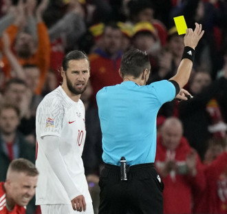 Krychowiak rozpoczął treningi z Legią