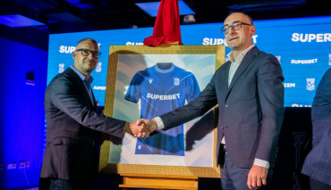 Lech Poznań sponsor Superbet