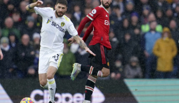 leeds united klich premier league