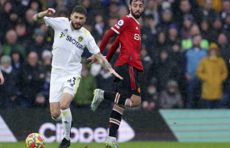 leeds united klich premier league