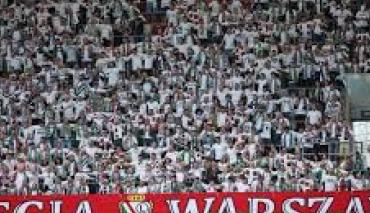 Legia - Ajax przy zamkniętych trybunach