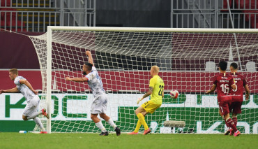 Legia i Raków walczą o awans i pieniądze