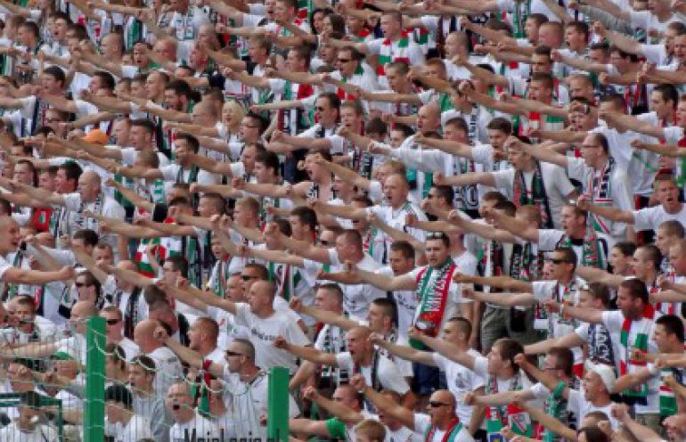 Legia rezygnuje z Kart Kibica