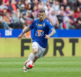 Legia wyrwie gwiazdę Lechowi?