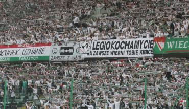 Legioniści na meczu z Lechem