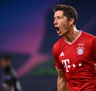 Robert Lewandowski Piłkarzem Roku UEFA!