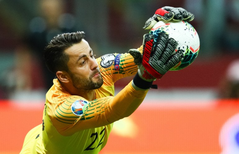 łukasz fabiański kontuzja