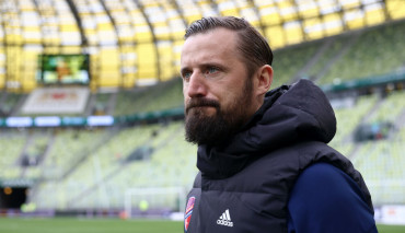 łukasz tomczyk na stadionie bez kibiców