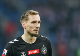 Polonia Warszawa rzutem na taśmę w barażach