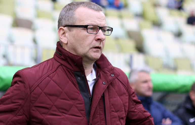 Mandrysz przejmuje stery w Sandecji