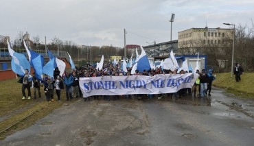 Manifestacja kibiców klubu Stomil Olsztyn