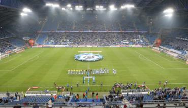Mecz Lech - Fiorentina przy pełnych trybunach