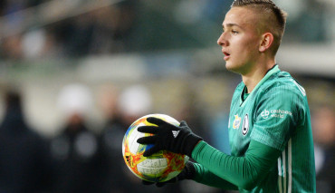 Michał Karbownik na dłużej w Legii