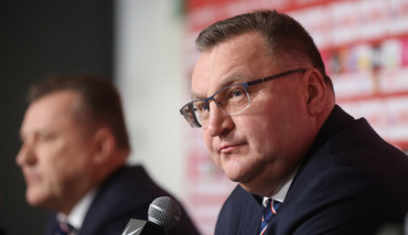 Michniewicz powołał graczy z Ekstraklasy