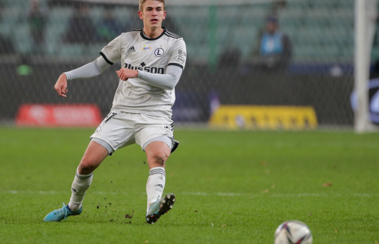 nawrocki legia oferty
