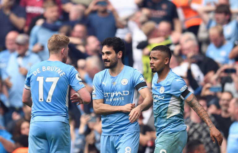 Niesamowita końcówka sezonu w Anglii! Manchester City mistrzem!