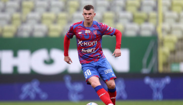 Obrońca trofeum gra dalej
