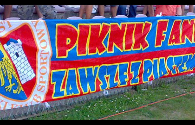Oświadczenie kibiców Piasta Gliwice ws. straconych flag