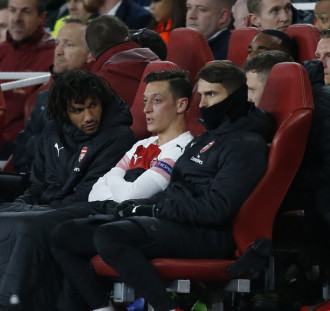 Ozil najbardziej przepłacanym piłkarzem Premier League?