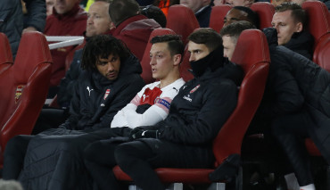 ozil ławka