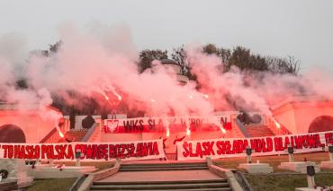 Patriotyczna wycieczka kibiców Śląska Wrocław