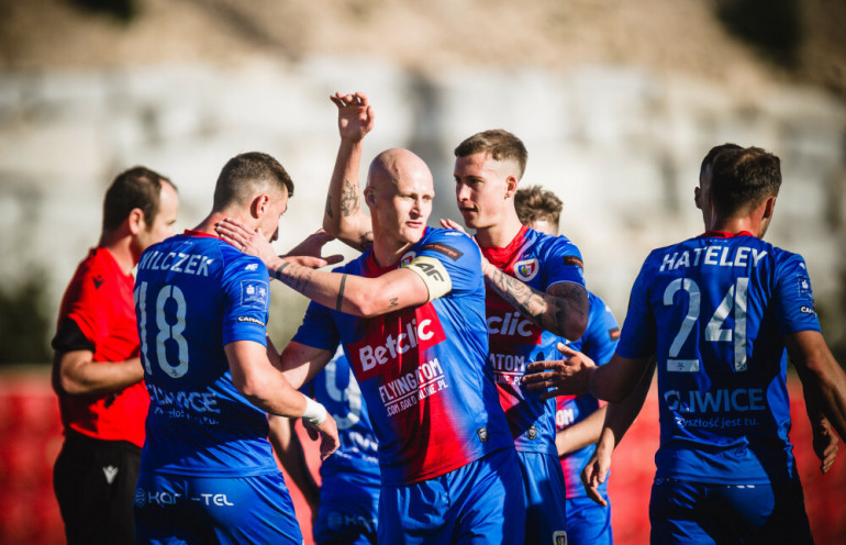 Piast Gliwice: Kłopoty finansowe nie przeszkodzą w wyjściu z dołka?