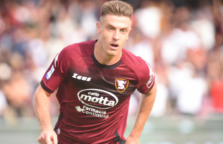 piatek sousa salernitana