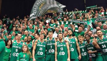 Podniebny wyjazd fanów z Zielonej Góry