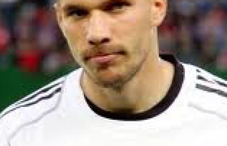 Podolski chwali polskich kibiców
