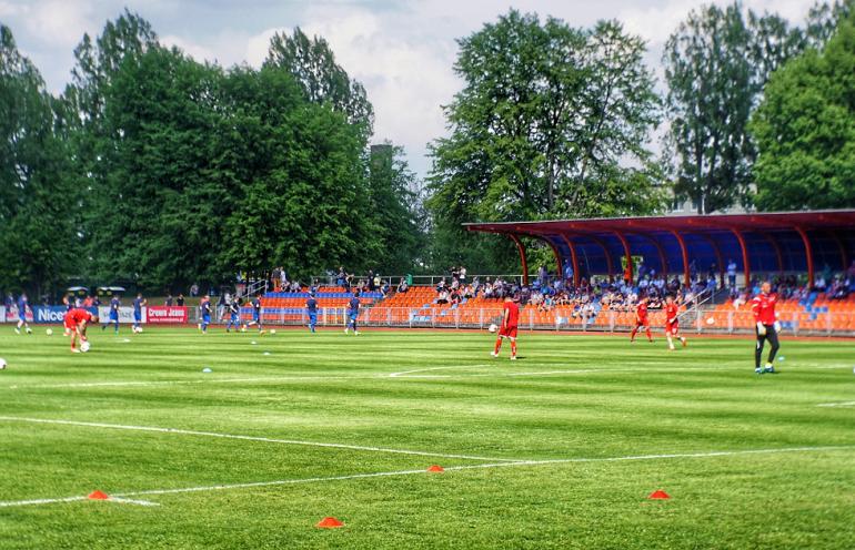 Pomocnik Widzewa przeprasza kibiców za porażkę z Ursusem