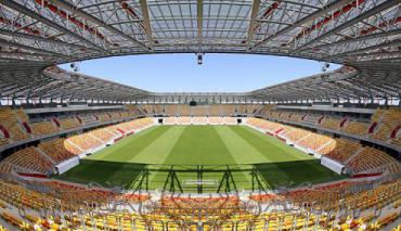 Prezes Stadionu w Białymstoku odpiera zarzuty kibiców