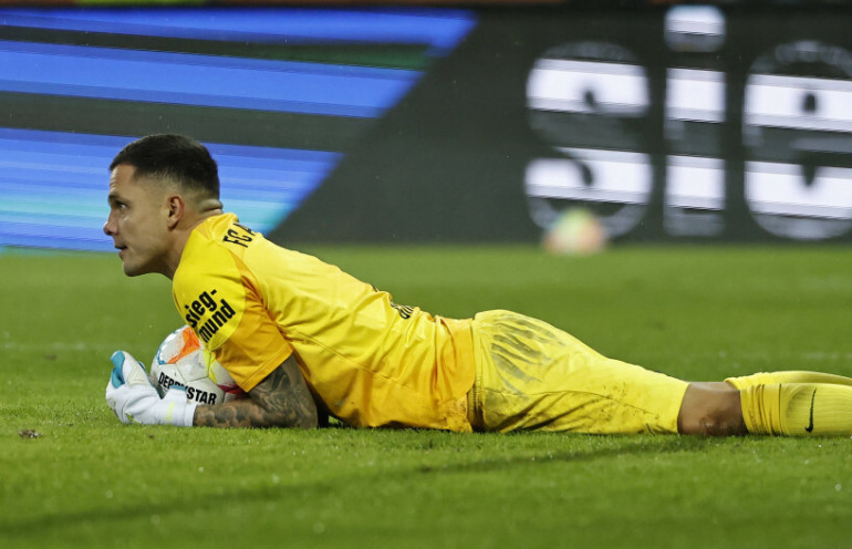 Rafał Gikiewicz Augsburg kontrakt kontuzja
