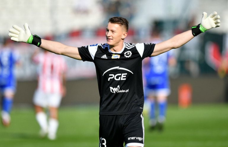 rafał strączek stal bordeaux