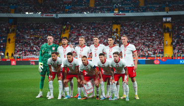 reprezentacja polski podczas zdjęcia grupowego