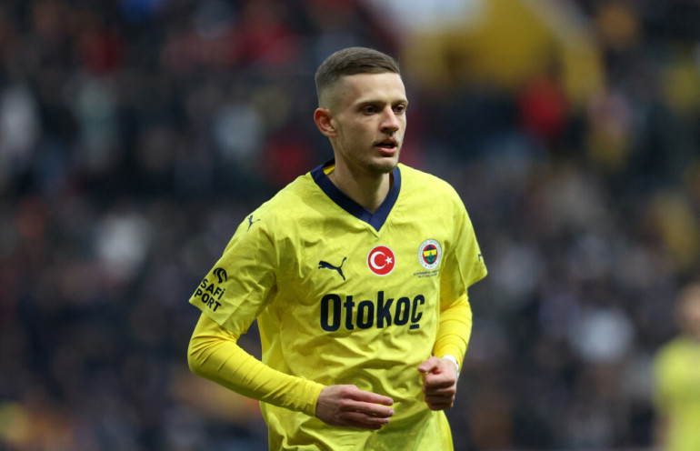 Sebastian Szymański na celowniku wielkich klubów