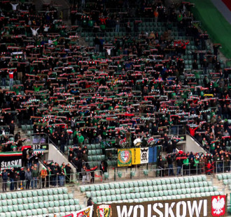 Sympatycy Śląska Wrocław z konkretną pomocą dla personelu medycznego!