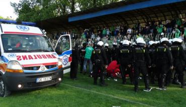 Śmierć kibica: opinia policji
