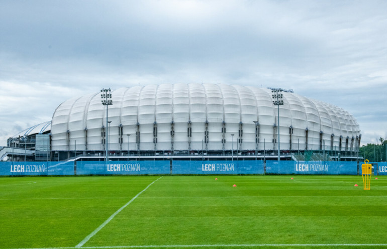 stadion lecha