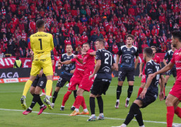 Stal remisuje z Widzewem