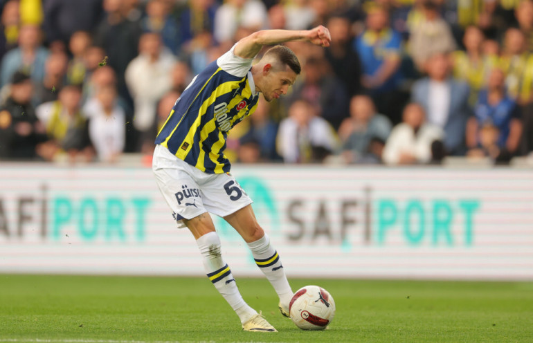 szymanski fenerbahce fiorentina