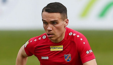 Szymon Drewniak blisko Górnika Łęczna