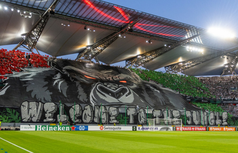 UEFA nałożyła kary na polskie kluby
