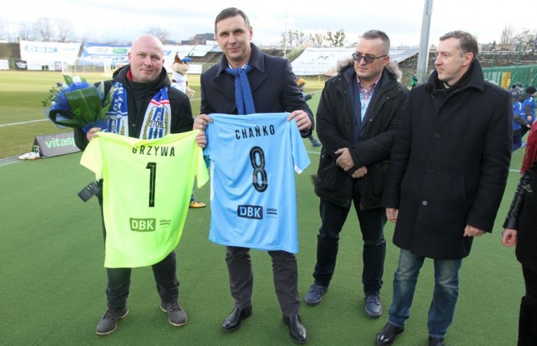 Uhonorowano kolejnego wiernego kibica drużyny Stomilu