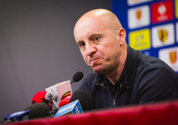 Vuković ma coraz większy problem. Będzie zmiana trenera w Widzewie? 