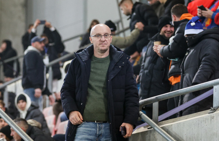 vukovic na trybunach podczas meczu ekstraklasy