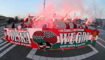 Węgierscy piłkarze kupią bilety swoim kibicom
