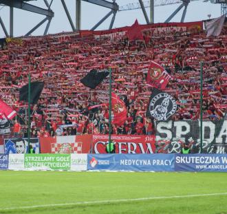 Widzew nadal liderem III ligi