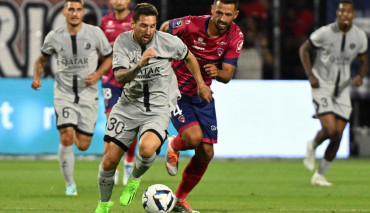 wieteska messi psg