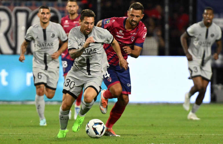 wieteska messi psg