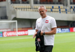 Selekcjoner odchodzi z PZPN by prowadzić Zagłębie!